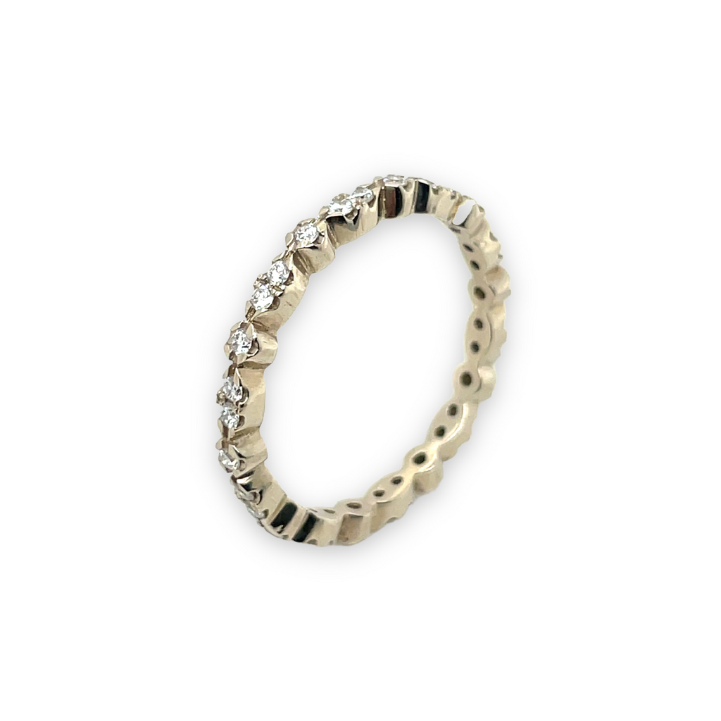 profile of floral eternity band