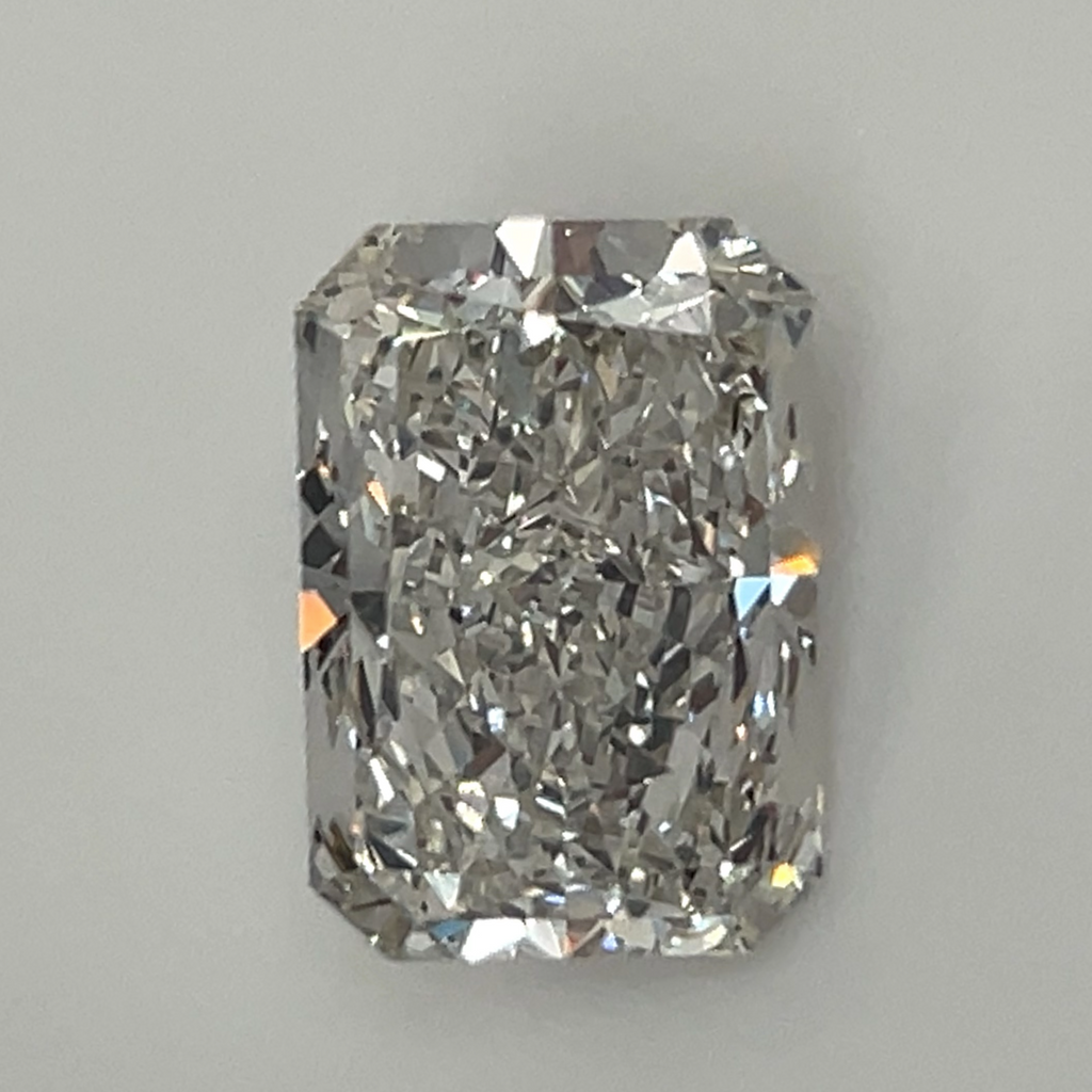 3.19 carat Radiant cut lab grown diamond 